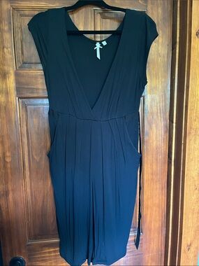 Orb Black V-Neck Midi Dress with Pleated Waist and Cap Sleeves